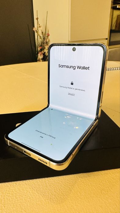 Samsung Galaxy z Flip 5 512