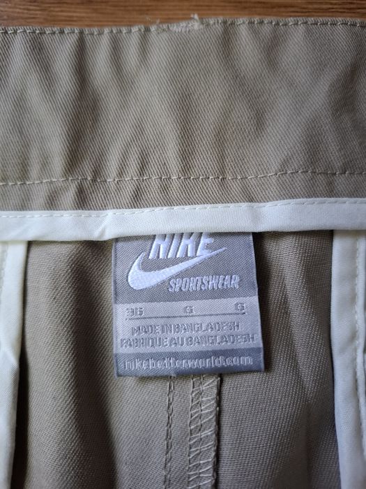Nike мъжки къси панталонки L размер.