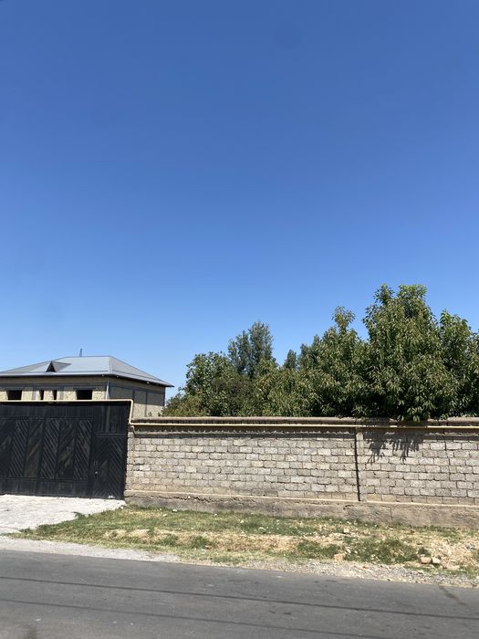 Uch Qahramon Madaniyat 6 8 sotudan Yer sotiladi