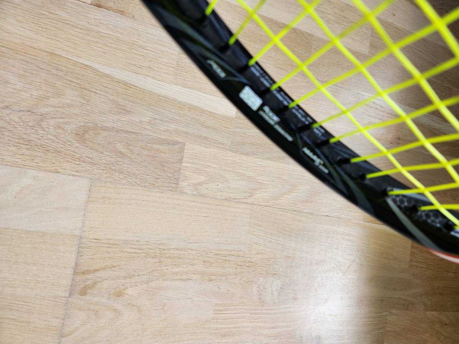 Yonex Ezone Xi 100 (2 бр); Yonex Ezone Xi 98; Yonex Vcore Xi 100