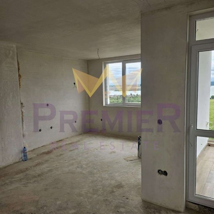 Продава се Тристаен апартамент в Бургас, Меден рудник - зона Б - 96 кв.м за 1011 €/кв.м - Снимка #4