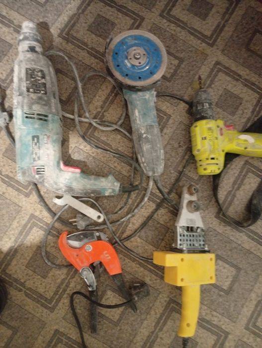 Строительный инструмент