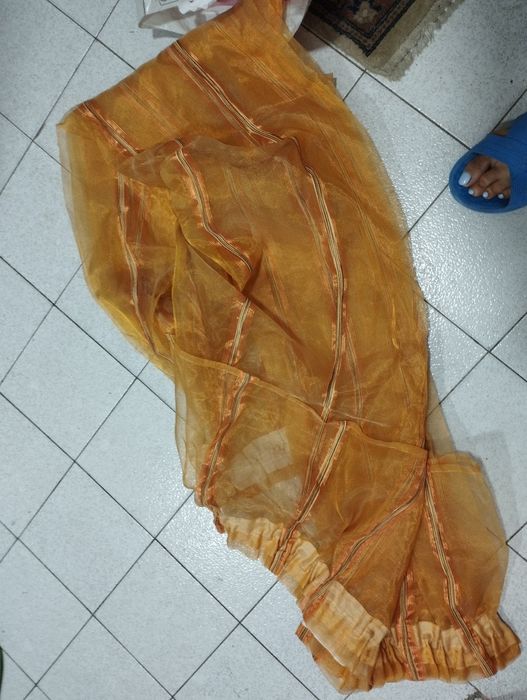 Продавам ново перде