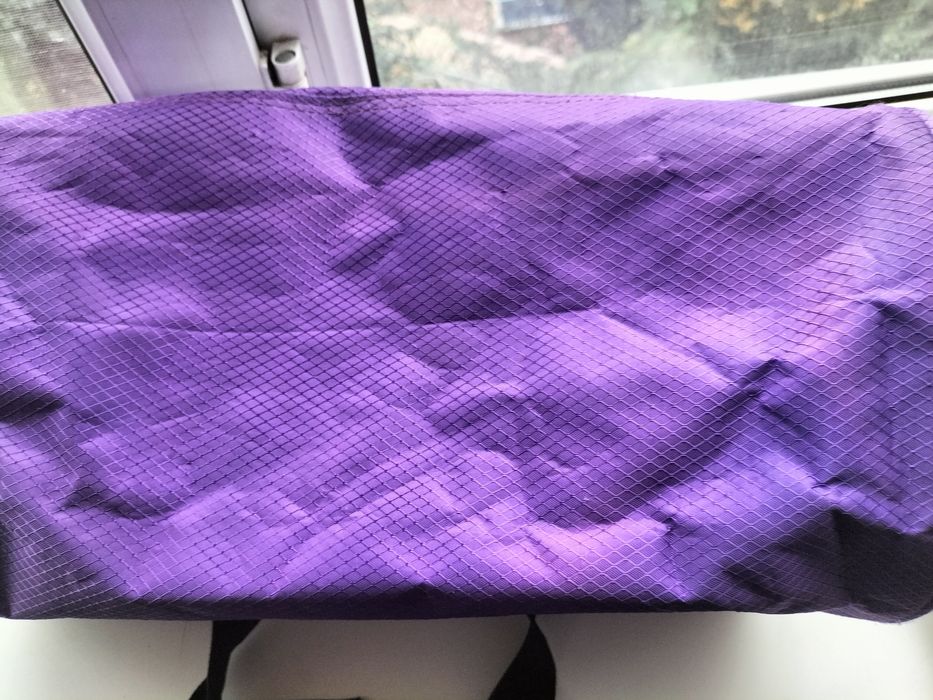 Продам сумку спортивную бу