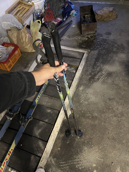 Продам лыжи в отличном состоянии