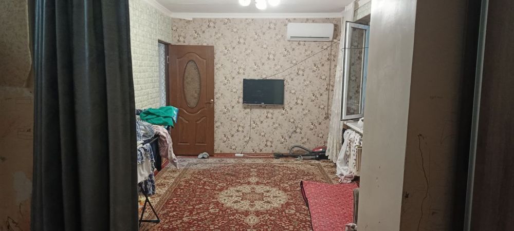 Прдается квартира м Космонавты, Интерпол