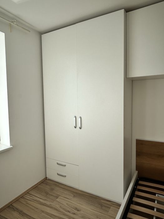 Vand dormitor cu dressing complet