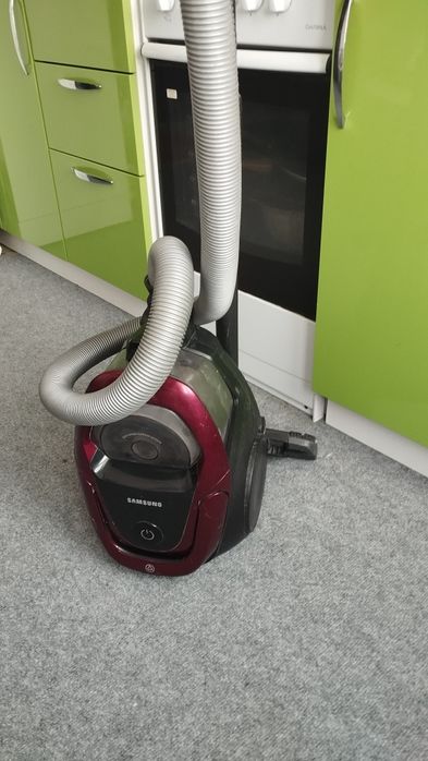 Продам пылесос Samsung