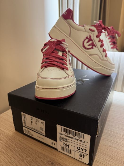 Обувки PINKO 37 размер