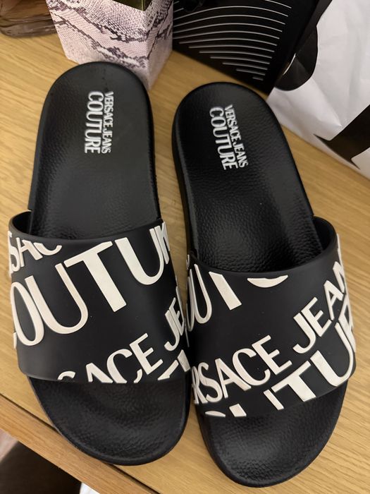 Чехли - Versache