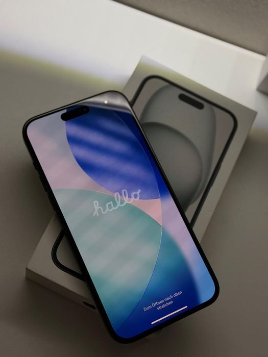 Продам iPhone 15plus