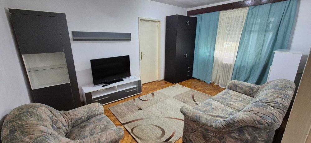 Inchiriez apartament 2 camere Rogerius Oradea