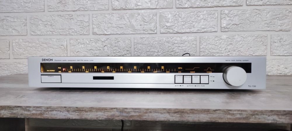 Продам тюнер Denon TU 720