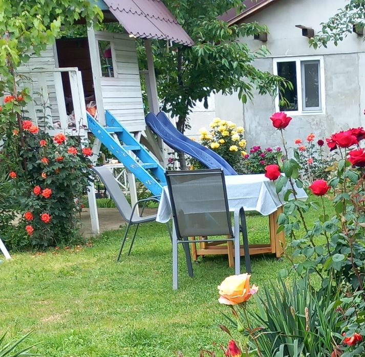 Casuta de lemn  pentru copii