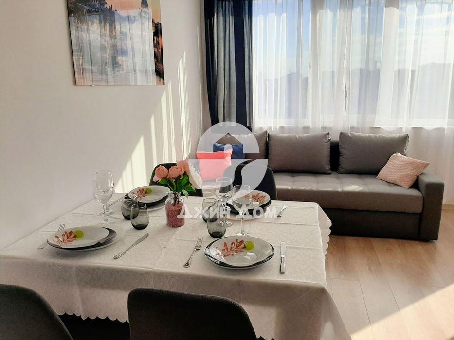 Продава се Двустаен апартамент в Бургас, Сарафово - 60 кв.м за 2775 €/кв.м - Снимка #2