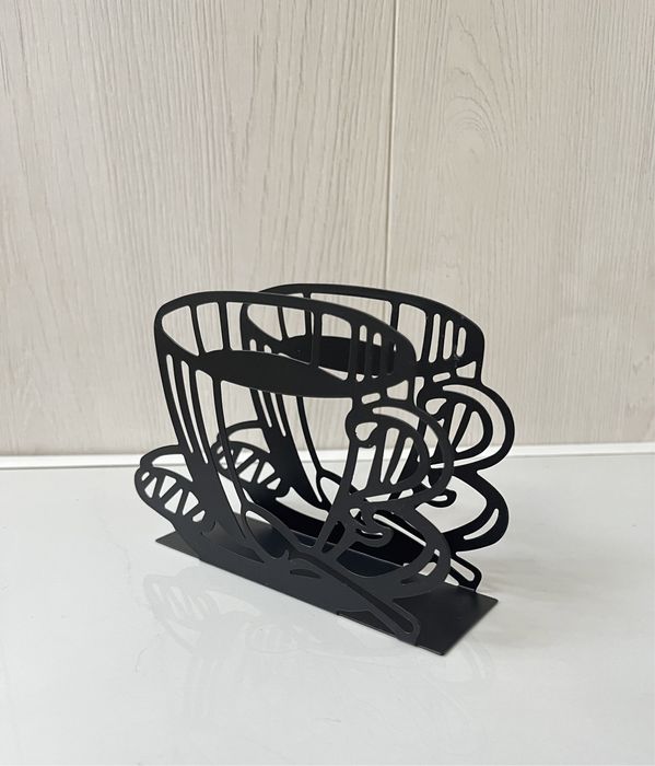 Подставка (держатель) для салфеток.