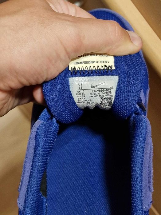 Nike, Спортни обувки Venture Runner с велур, Кралско Синьо (номер 45)