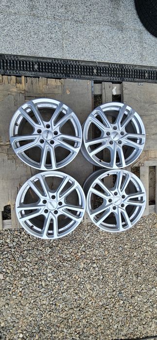 Jante R17 5x112 Et.40 7.5Jx17 Audi Vw Passat Sharan Mercedes Skoda Seat Sharan A6 A4 Golf  C-Klasse B Klasse CLA bmw seria 3 Q3 Q5