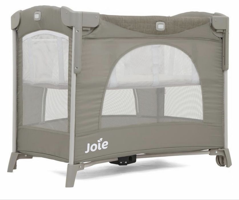 Продам манеж Joie
