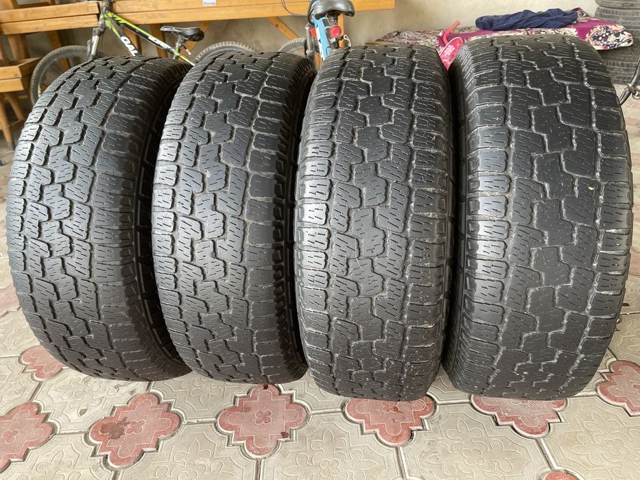 Шины 265/70/17 Pirelli - комплект