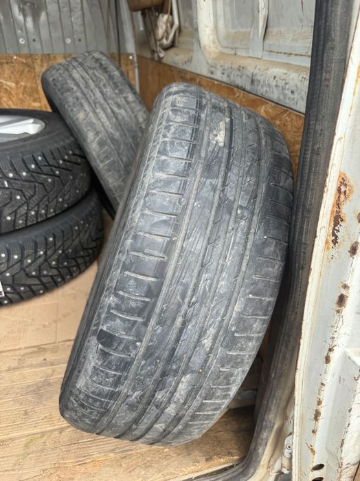Продам летние шины R17