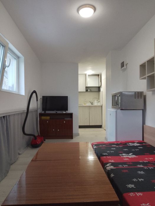 Дава се под наем Едностаен апартамент в Хасково, Хисаря - 15 кв.м за 147.9 € - Снимка #4