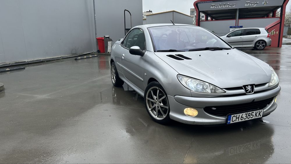 Продавам Peugeout 206 CC 2.0 16V
