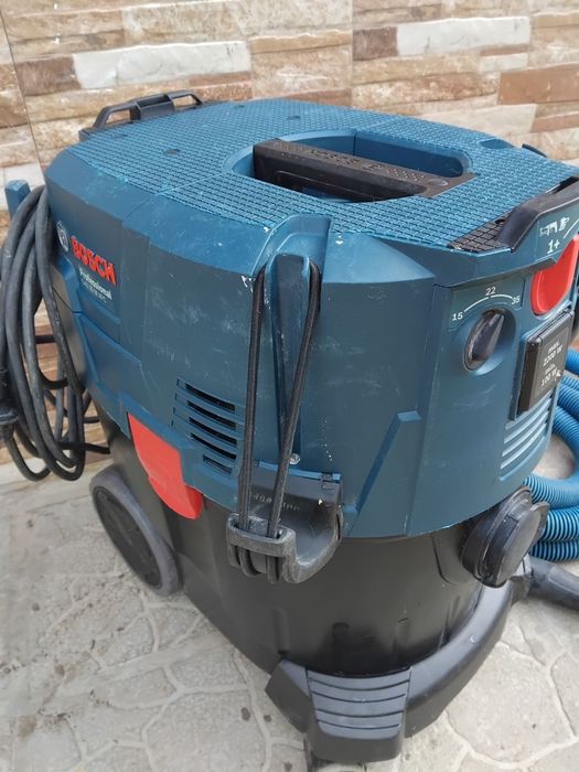 Прахосмукачка Bosch Gas35 AFC Тупалка Сухо Мокро Строителство Гипс КартонПочистване
