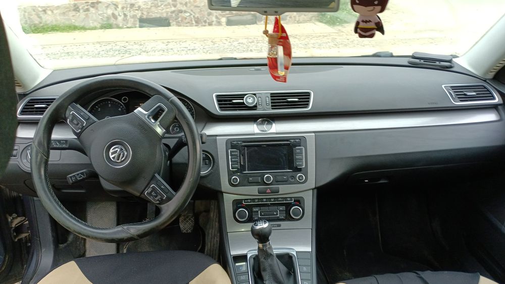 VOLKSWAGEN Passat 2012 — imagine 5