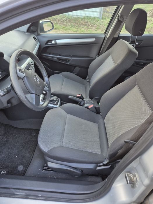 OPEL Astra 2009 — imagine 5