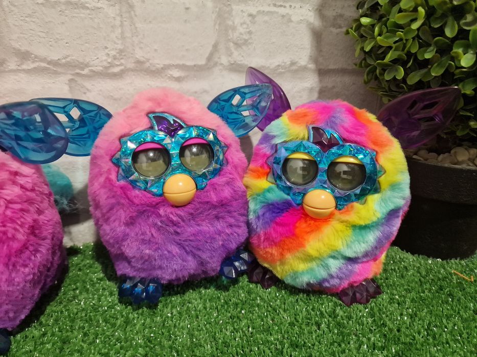 Furby Фърби играчки