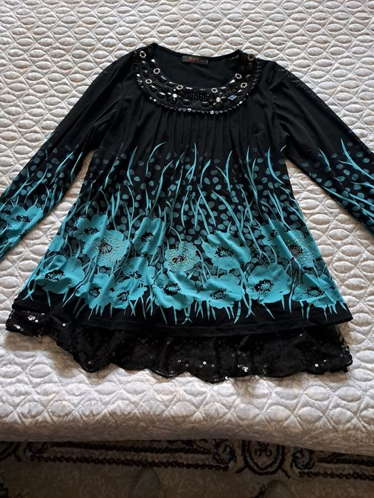 Продам женские блузки