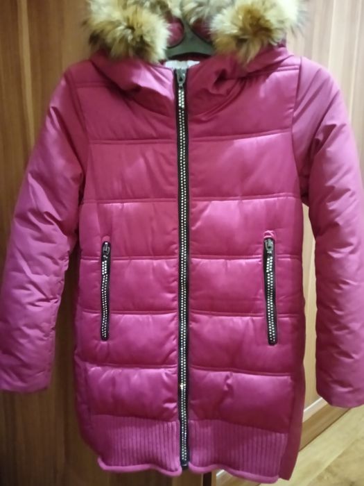 Зимняя куртка на девочку