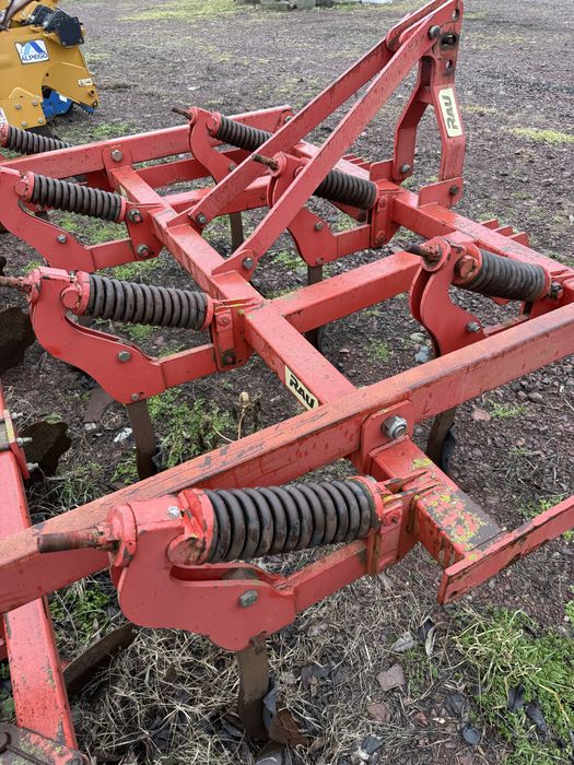 Cultivator/Grubber Rau