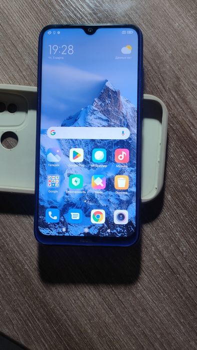 Продам телефон Redmi note 8