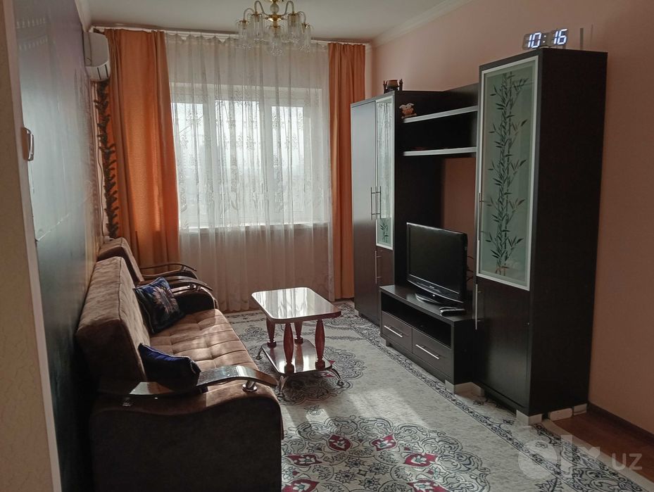 Продается квартира 5/12/12 100м2:  Госпитальный, метро:ойбек Huawei