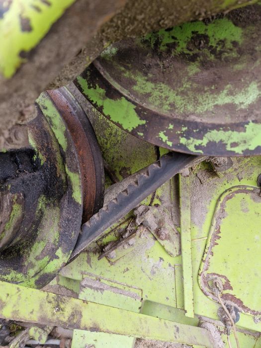 Vand sau schimb combina claas consul