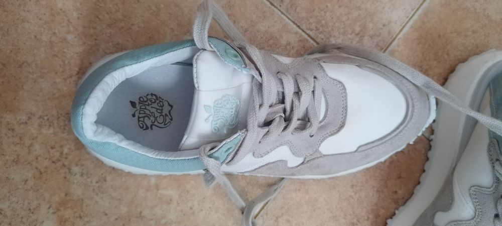 Маратонки Apple of Eden