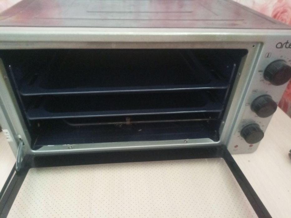 Духовка рабочий чичтый