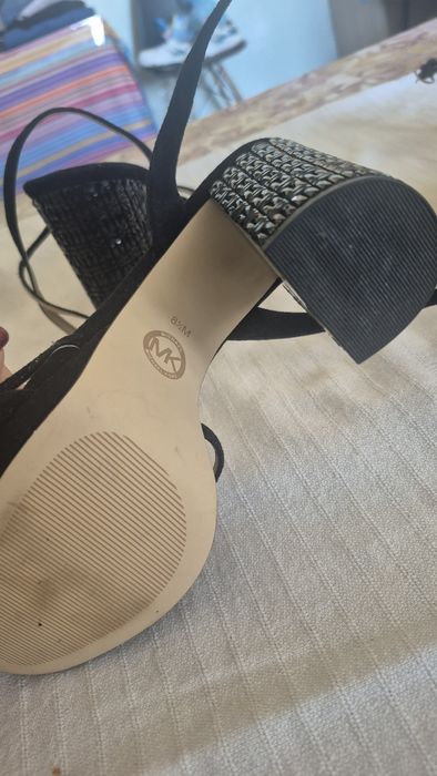 Босоножки.  Замша