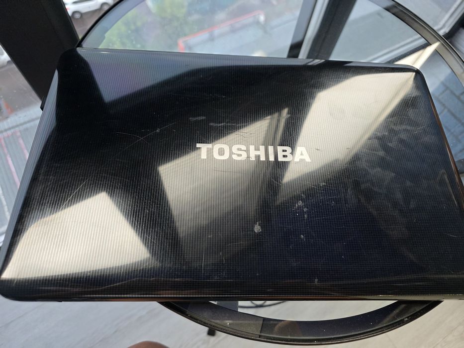 Продаётся ноутбук