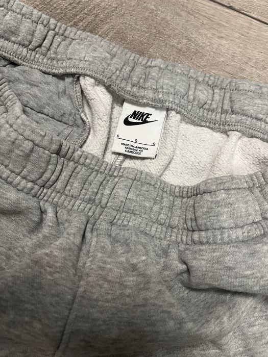 Сиво Nike долнище