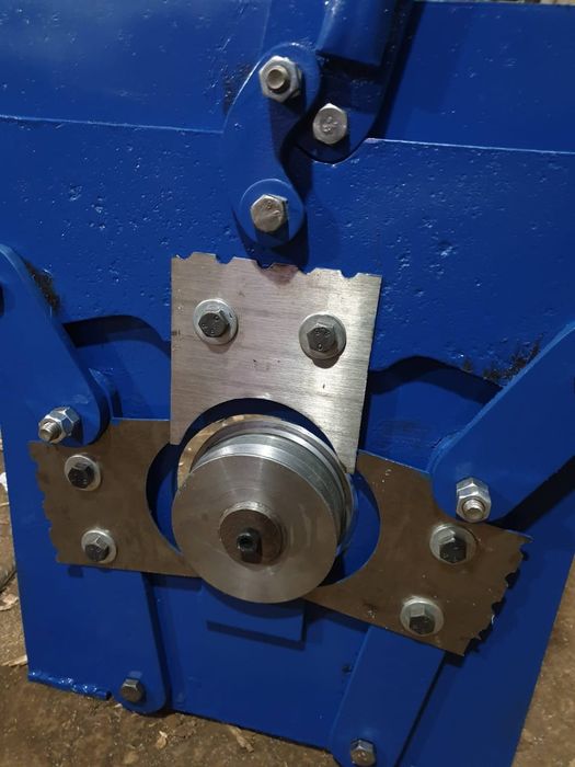 Листогиб Гофроколено