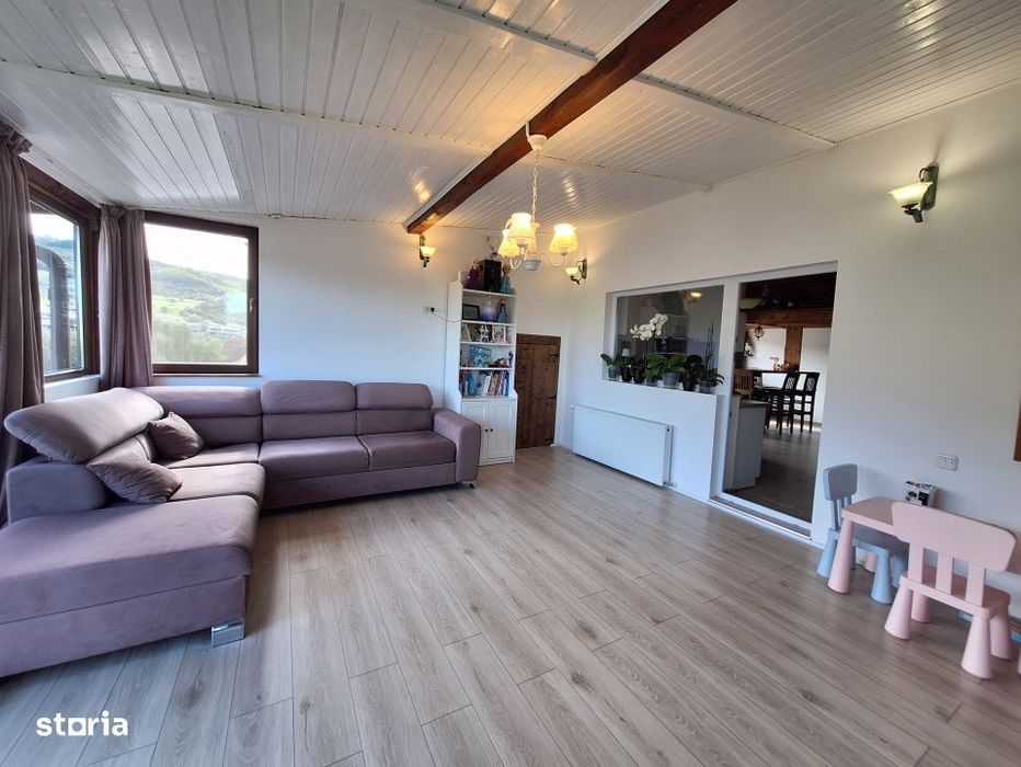 Apartament cu 3 camere, 68 mp, balcon, strada Tautiului — fotografia 3