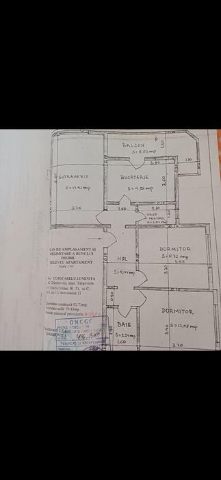 APARTAMENT 3 camere 75 mp