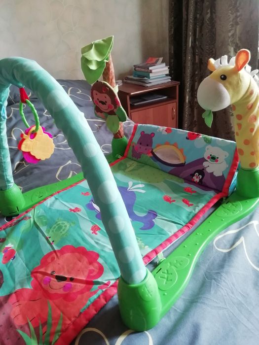 Продам игровой коврик для малышей
