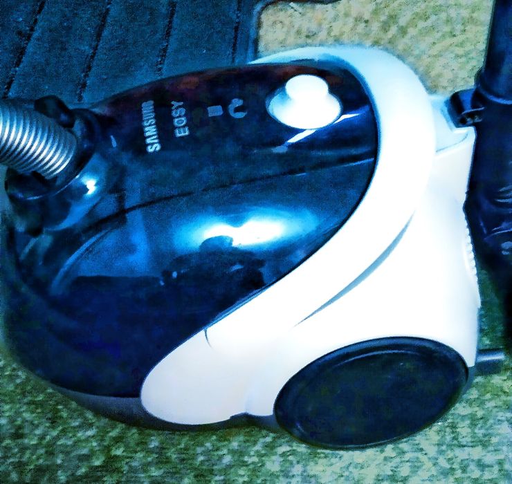 Два Пылесоса  Samsung