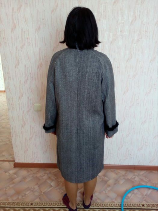 Продам Пальто осенный