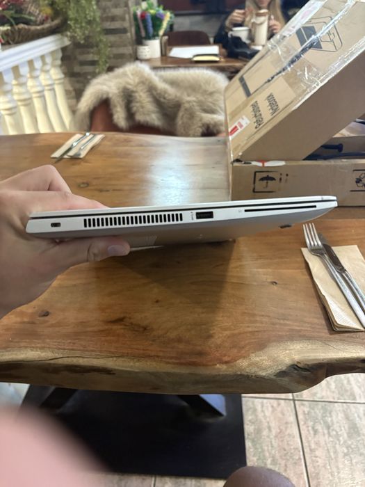 HP Elitebook 745