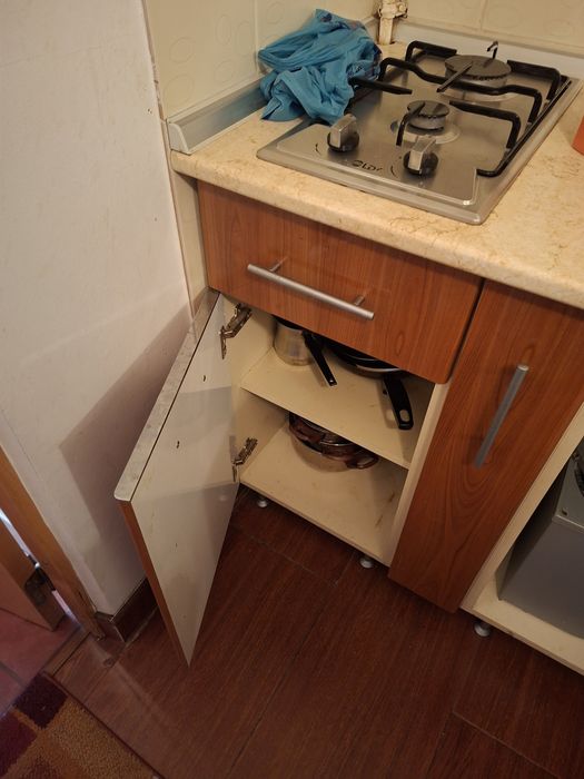 Mobilă bucătărie completă cu electrocasnice, funcțională 1.6m